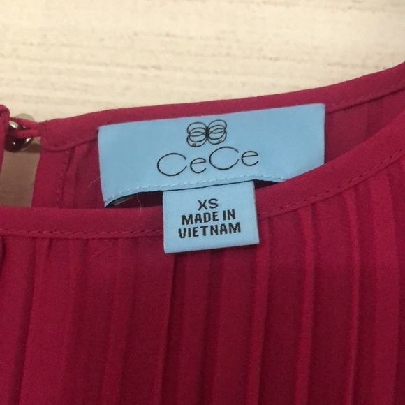 Cece Fuscia Pleated Blouse XS - Picture 2 of 4